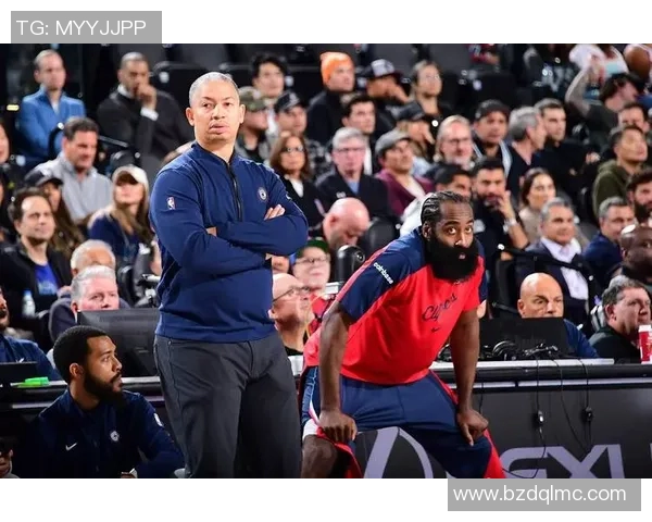 火箭主场大胜马刺，哈登三双表现惊人：勇士路上的王者姿态